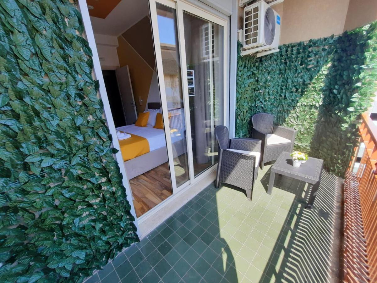 U Baruni B&B Messina Eksteriør billede