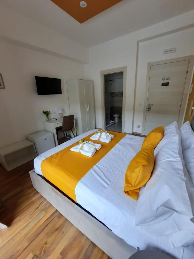 U Baruni B&B Messina Eksteriør billede