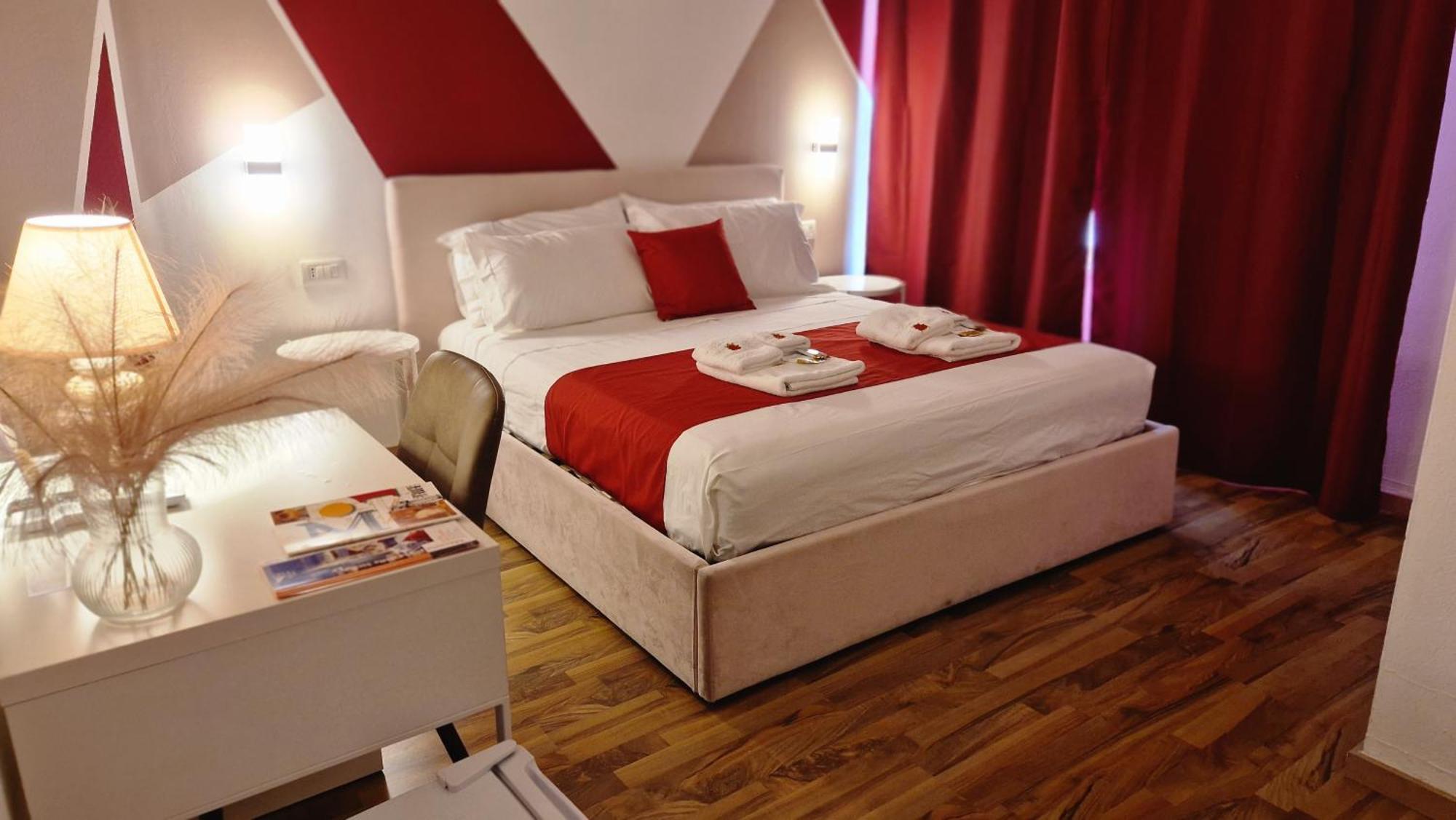 U Baruni B&B Messina Eksteriør billede