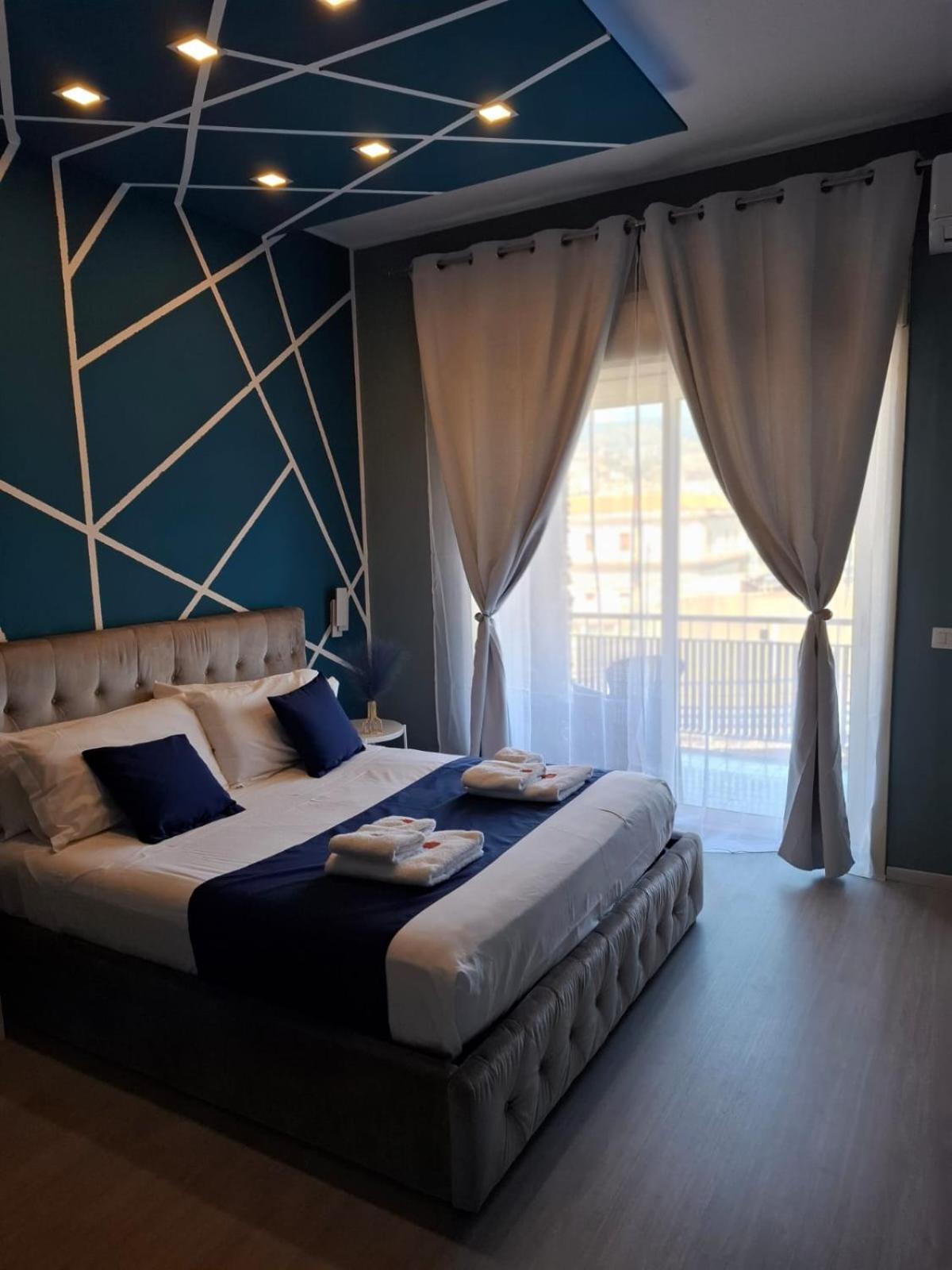 U Baruni B&B Messina Eksteriør billede